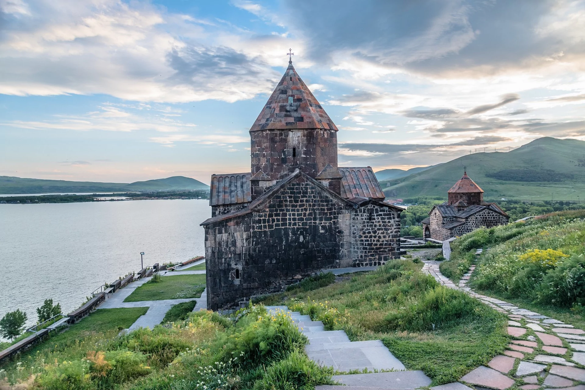 4.-Sevanavank-Monastery-Kale-Sevan